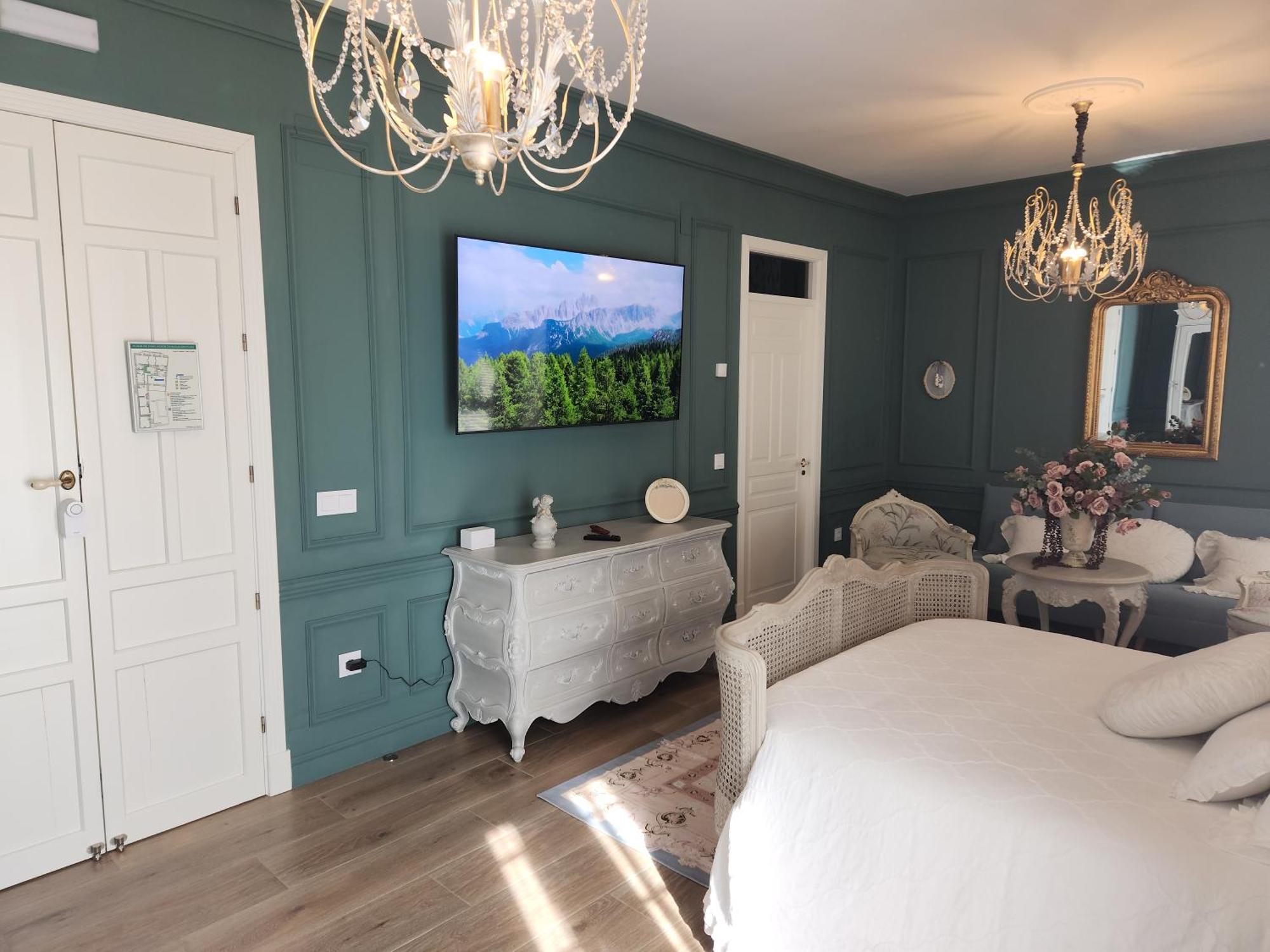 Hotel Boutique Iulia 5 Estrellas Медина-де-лас-Торрес Экстерьер фото